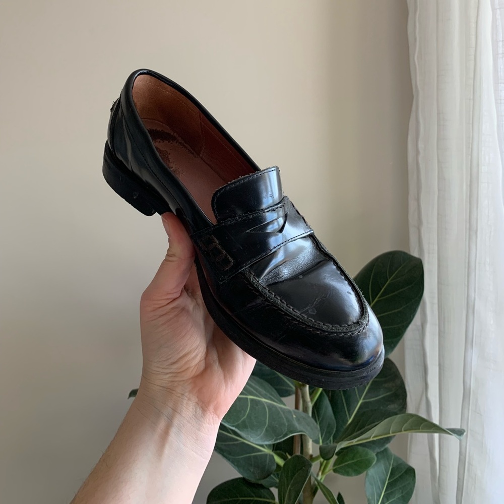 Genuine leather Barney’s penny loafer